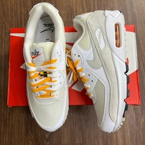 Womens Nike Air Max 90 Sneakers - White/ Light Bone/ Gold / SZ 9